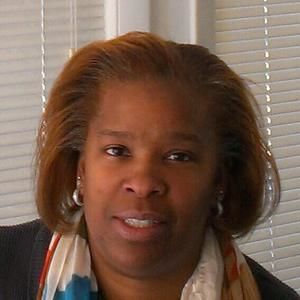 Meet your Posher, Elisa